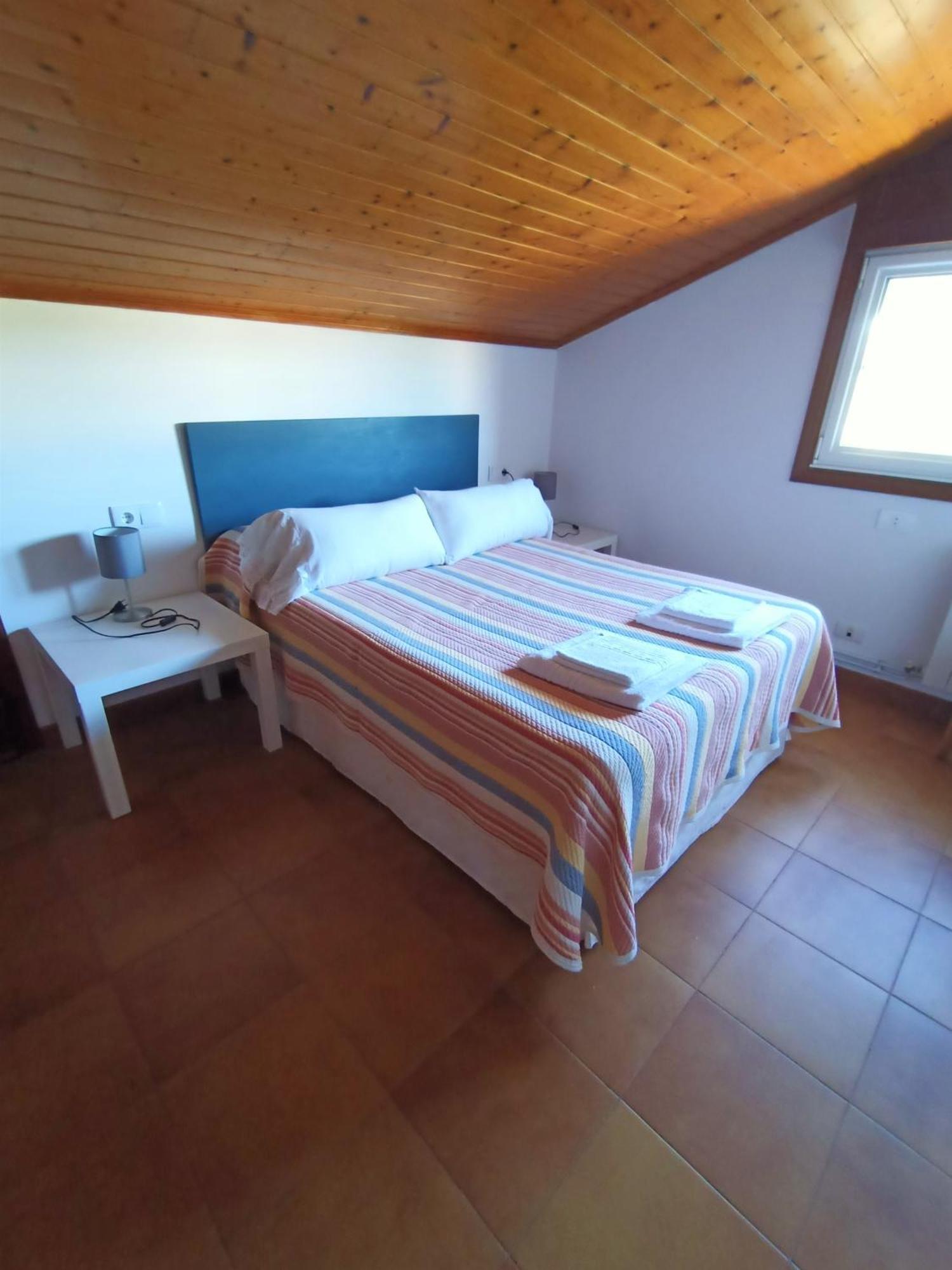 Apartamento En Bloque Vivienda Con Piscina Y Barbacoa A 15 Min De La Playa Meis Esterno foto
